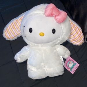 Hello Kitty Easter Greeter